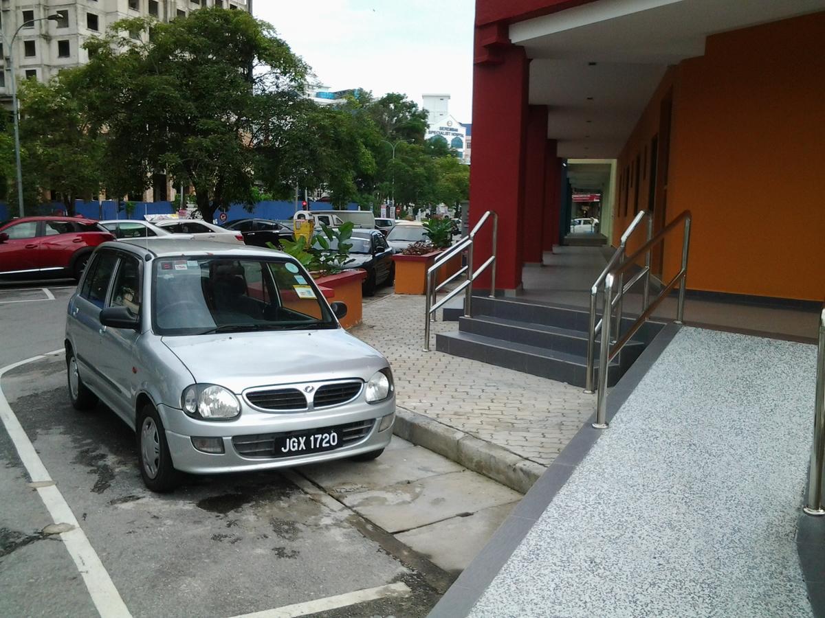 Suria Seremban Hotel Екстер'єр фото